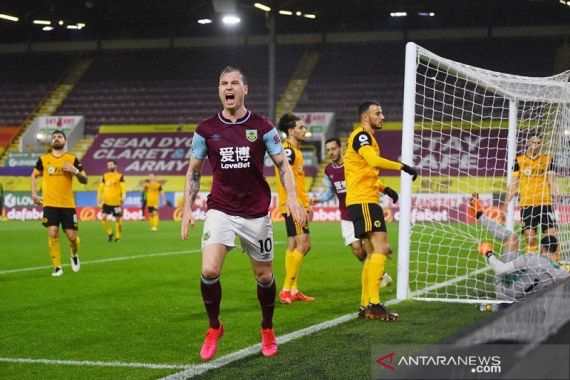 Tak Pernah Kalah 4 Laga Terakhir, Burnley Keluar Dari Zona Merah - JPNN.COM