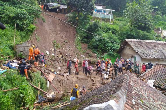 Dedi Rohendi Ditemukan Meninggal Dunia Dalam Posisi Sujud - JPNN.COM