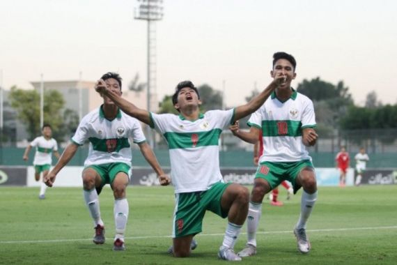 Ribuan Suporter Dukung Timnas U-16 Indonesia vs Singapura, Ini Info Tiketnya - JPNN.COM