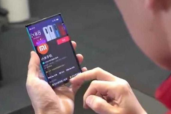 Xiaomi Siap Gebrak Segmen Ponsel Layar Lipat Tahun Depan  - JPNN.COM