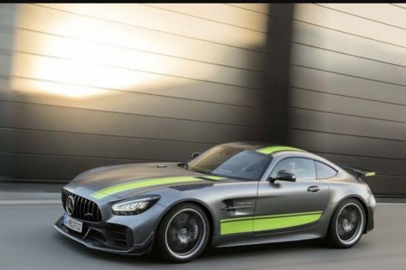 Produksi Mercedes-AMG GT R Segera Dihentikan - JPNN.COM