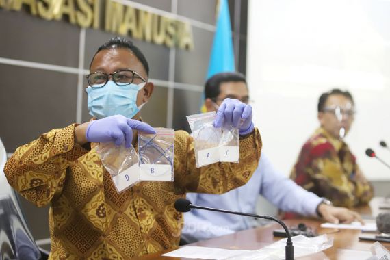 Komnas HAM Kok Laporkan Kasus FPI pada Jokowi? Natalius Pigai: Bahaya Ini - JPNN.COM
