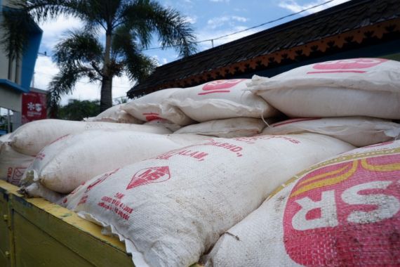 Bea Cukai Hibahkan 6 Ton Gula Pasir kepada Pemkab Mempawah - JPNN.COM
