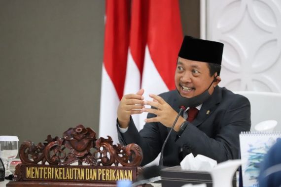 Menteri KKP Trenggono: Kita Jangan Sampai Kalah dengan Perampok - JPNN.COM