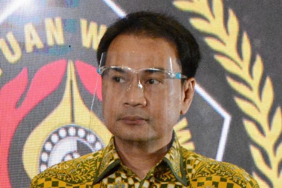 Bang Azis Minta Pemerintah Tegas soal Larangan WNA Masuk Indonesia - JPNN.COM