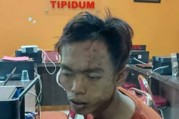 Coba Kabur Saat Ditangkap, Penjambret Ini Tak Diberi Ampun, Ditembak Dua Kali di Kaki - JPNN.COM