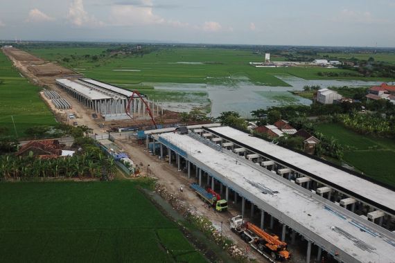 Pembangunan Tol Semarang-Demak Dikebut, Semen Gresik Pasok Produk Unggulannya - JPNN.COM