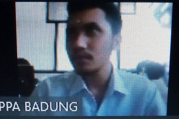 Gus Antara Selingkuhi Istri Orang, Kirim Foto dan Video Mesum - JPNN.COM