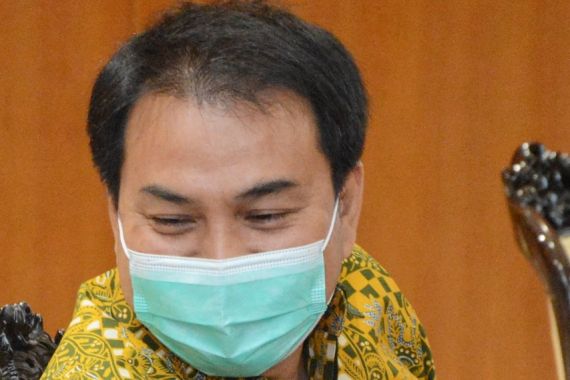 Bang Azis Dukung Pernyataan Jokowi Terkait Kawal Ketat Penyaluran Bansos - JPNN.COM