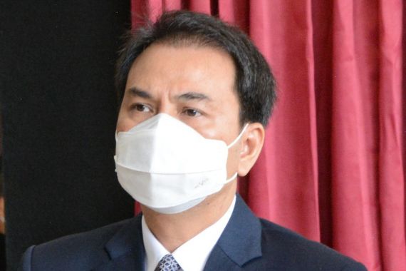 BPOM tidak Izinkan Uji Klinis II Vaksin Nusantara, Begini Reaksi Bang Azis Syamsuddin   - JPNN.COM