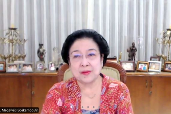 Bu Megawati Murka, Minta Pengawalnya Mengejar Sebuah Mobil dan Menegur Sopirnya - JPNN.COM