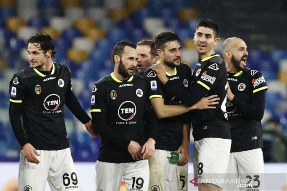 Spezia Tumbangkan Napoli di Stadion Diego Maradona - JPNN.COM