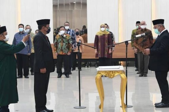 Sah, Bernad Sutrisno Resmi Jadi Sekjen KPU RI - JPNN.COM