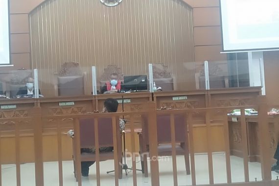 Ahli Hukum Pidana Kubu Polisi Tegaskan Praperadilan Tak Bisa SP3 Kasus Rizieq Shihab - JPNN.COM