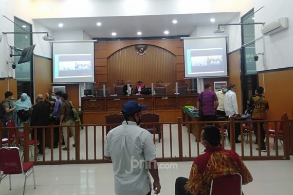 PN Jaksel Majukan Agenda Penyerahan Kesimpulan di Sidang Praperadilan Habib Rizieq - JPNN.COM
