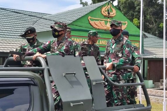 Mayjen TNI Yogo Triyono Menyampaikan Pesan untuk Prajurit Yonif RK 751/VJS - JPNN.COM
