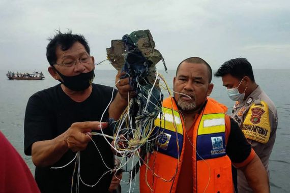 Tragedi Sriwijaya Air SJ182, Yaman Zai Kehilangan Istri dan 3 Anak - JPNN.COM
