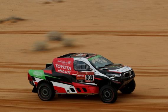 Pembalap Tuan Rumah Taklukkan Juara Dakar 13 Kali - JPNN.COM