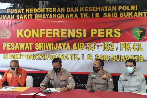 Identifikasi Jenazah Korban Sriwijaya Air Ditutup, 3 yang Belum Teridentifikasi Bagaimana? - JPNN.COM