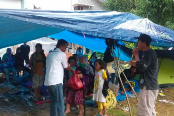 Peduli Korban Gempa di Sulawesi Barat, BRI Bagikan Ribuan Makanan Siap Saji - JPNN.COM