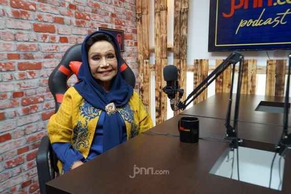 Elly Kasim Sempat Dilarang Ibunda Jadi Penyanyi - JPNN.COM