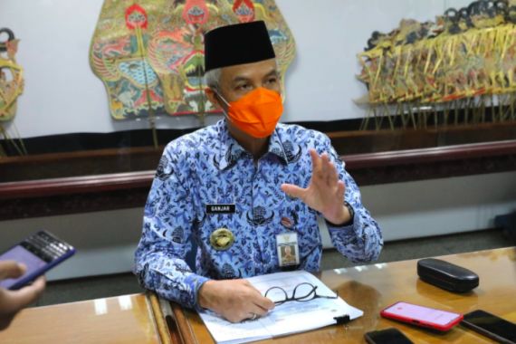 Gubernur Ganjar Kirim Tim Khusus Bantu Korban Gempa di Sulbar - JPNN.COM