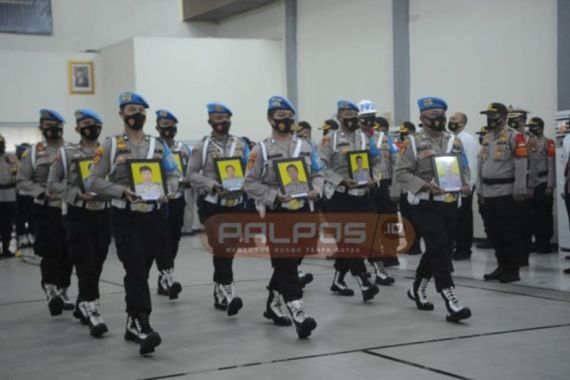 Bikin Malu Korps Bhayangkara, 9 Polisi Dipecat tidak dengan Hormat - JPNN.COM