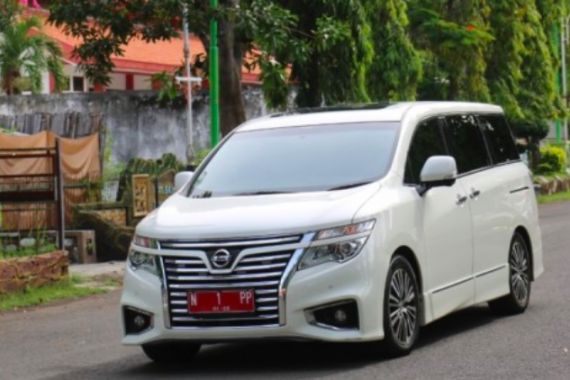 So Sweet, Wali Kota Persilakan Warga Pakai Gratis Kendaraan Dinasnya untuk Mobil Pengantin - JPNN.COM