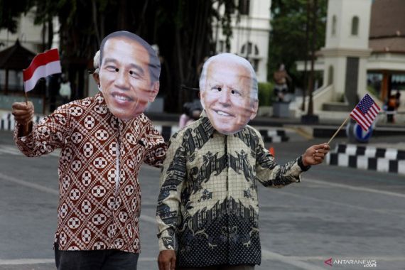 Jokowi Sampaikan Ucapan Selamat Atas Pelantikan Joe Biden-Kamala Harris - JPNN.COM