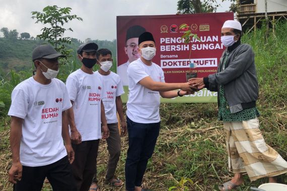Mufti Anam Tanam Durian, Cemara Sampai Alpukat, Serbaangka 48 - JPNN.COM