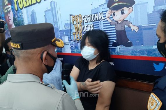 Komnas Perempuan Desak Polisi Tangkap Pemeran Pria Video Asusila di Halte Bus - JPNN.COM