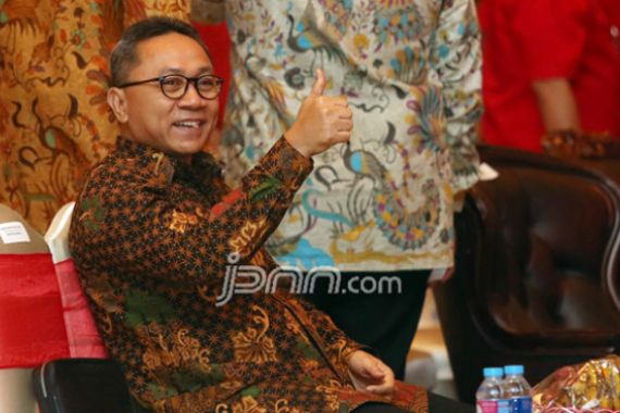 Qodari Mengapresiasi Pidato Kebudayaan Zulhas Soal Islam Tengah - JPNN.COM