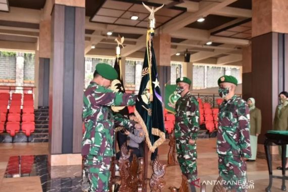 Jenderal Andika Rotasi 3 Jabatan Kepala Dinas di TNI AD, Berikut Daftarnya - JPNN.COM