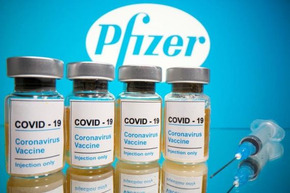 Ada Wanita Jantungan Lalu Meninggal Usai Disuntik Vaksin Pfizer - JPNN.COM