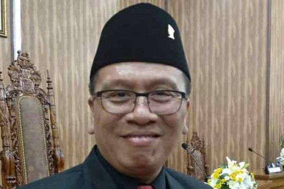 Berita Duka: Wakil Wali Kota Terpilih Thohari Aziz Meninggal Dunia - JPNN.COM