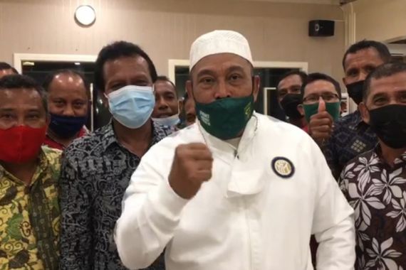Gubernur Murad Ismail Undang Persebaya Memantau Pesepak Bola Muda Maluku - JPNN.COM