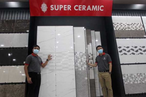 Super Ceramic Membuka Gerai Pertama di Indonesia, Servisnya Top - JPNN.COM