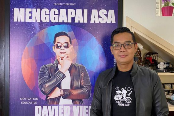 Davied Vier Bangkitkan Semangat Pantang Menyerah Lewat Lagu - JPNN.COM