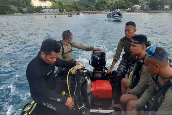 Purnawirawan TNI AL Terseret Ombak Saat Mandi di Pantai - JPNN.COM