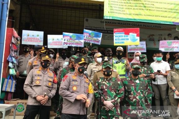 Mayjen Dudung dan Irjen Fadli Turun Langsung Kampanye Jakarta Bermasker - JPNN.COM
