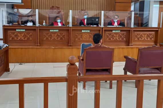 Refly Harun Dicecar Kuasa Hukum Gus Nur, Silakan Disimak - JPNN.COM