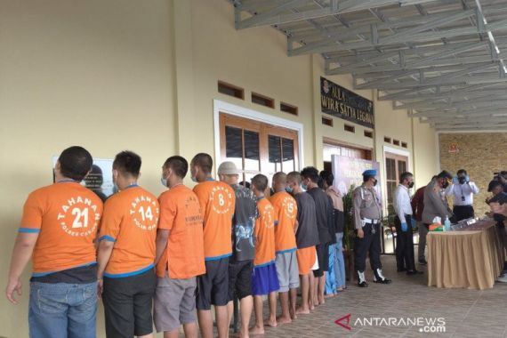 Baru Keluar Penjara, Mantan Polisi Ini Ditangkap Lagi karena Edarkan Narkotika - JPNN.COM