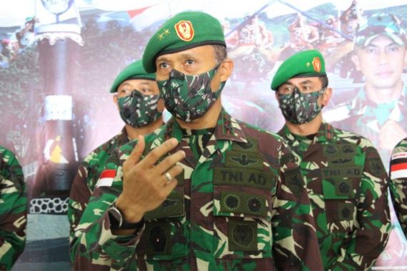 Detik-detik Baku Tembak TNI dengan KKB, Satu Orang Tewas - JPNN.COM