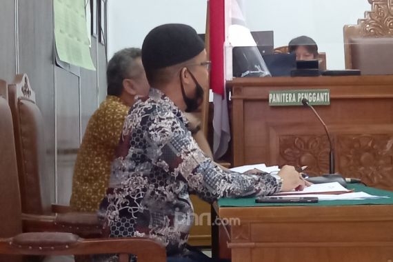 Tegang! Suasana Tanya Jawab Pengacara Khadavi dan Ahli Pidana Termohon di Sidang Lanjutan - JPNN.COM