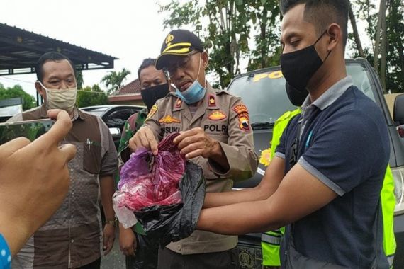 Misteri Air Banjir Berwarna Merah di Pekalongan Terungkap, Ini Penyebabnya - JPNN.COM