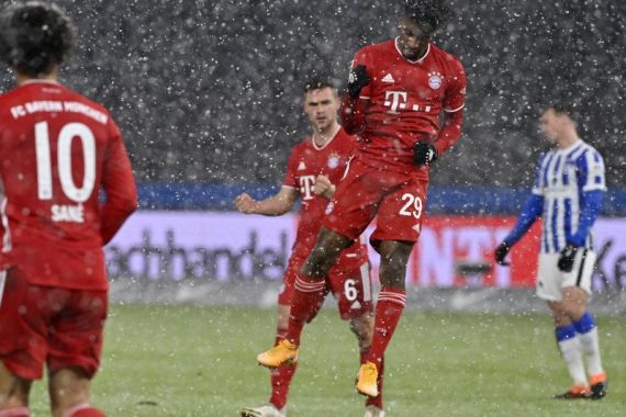 Bayern Tetap Unggul dari Leipzig, Frankrut Kembali Rebut Posisi Keempat - JPNN.COM