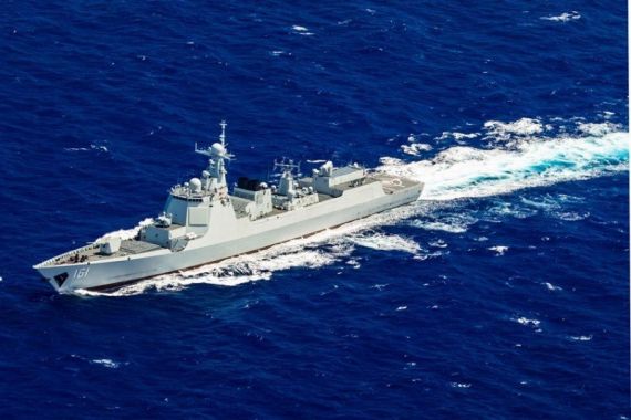 Tiongkok Sudah Main Tembak, Kapal Perang Filipina Terpaksa Bergerak - JPNN.COM