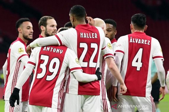 Ajax Melaju ke Semifinal Piala KNVB Gegara Gol Haller - JPNN.COM