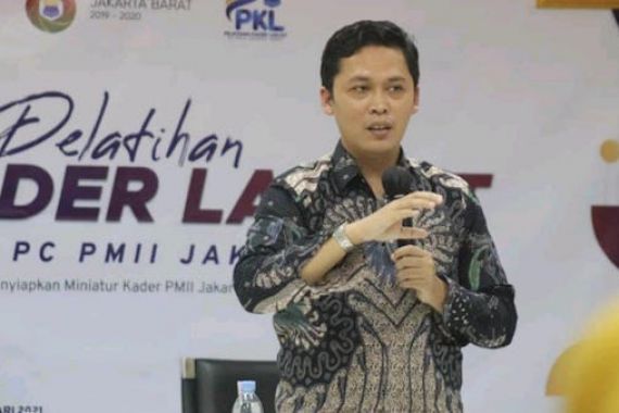 Analisis Wage Wardana Soal Sikap DPR dan Aspirasi Publik Mengenai RUU Pemilu - JPNN.COM