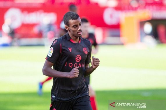 Alexander Isak Menjadi Pemain Terbaik Swedia Vs Slovakia - JPNN.COM